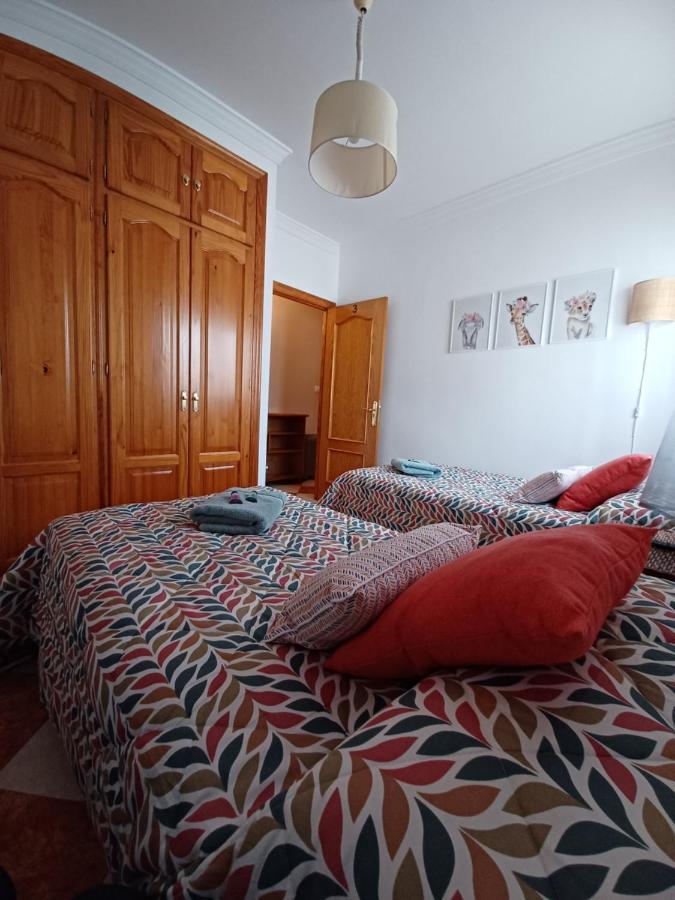 Gibraltar Views Guest House La Línea de la Concepción Zimmer foto