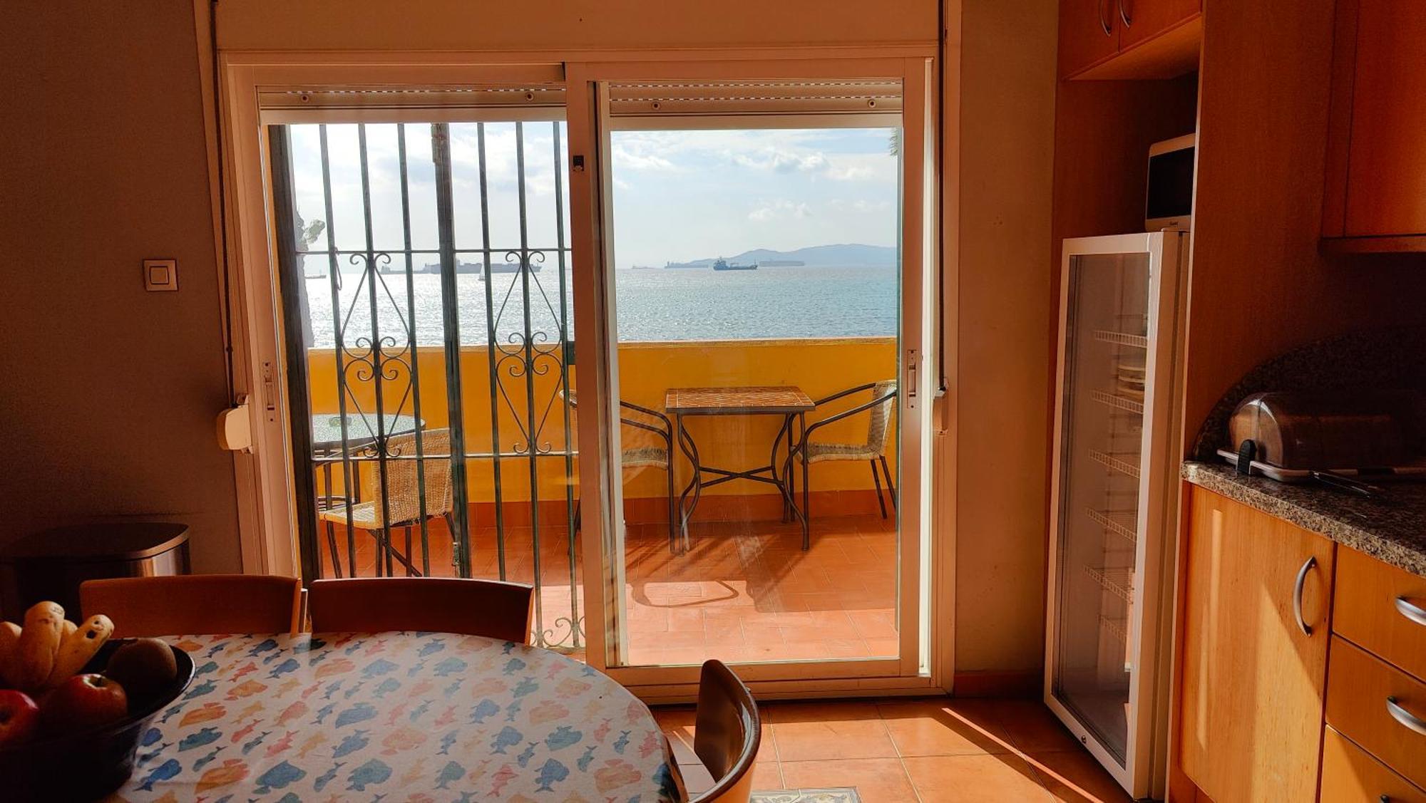 Gibraltar Views Guest House La Línea de la Concepción Exterior foto