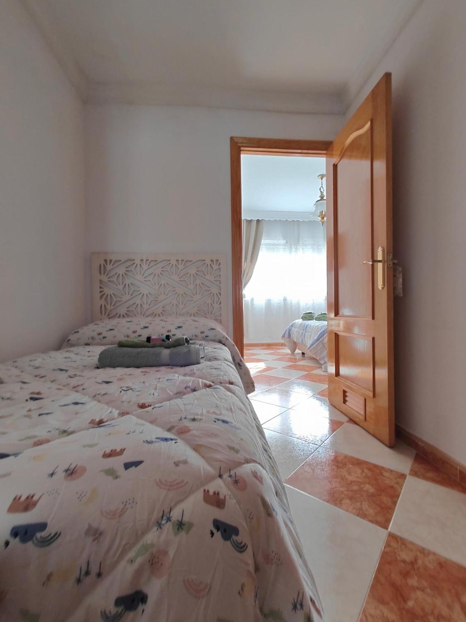 Gibraltar Views Guest House La Línea de la Concepción Zimmer foto