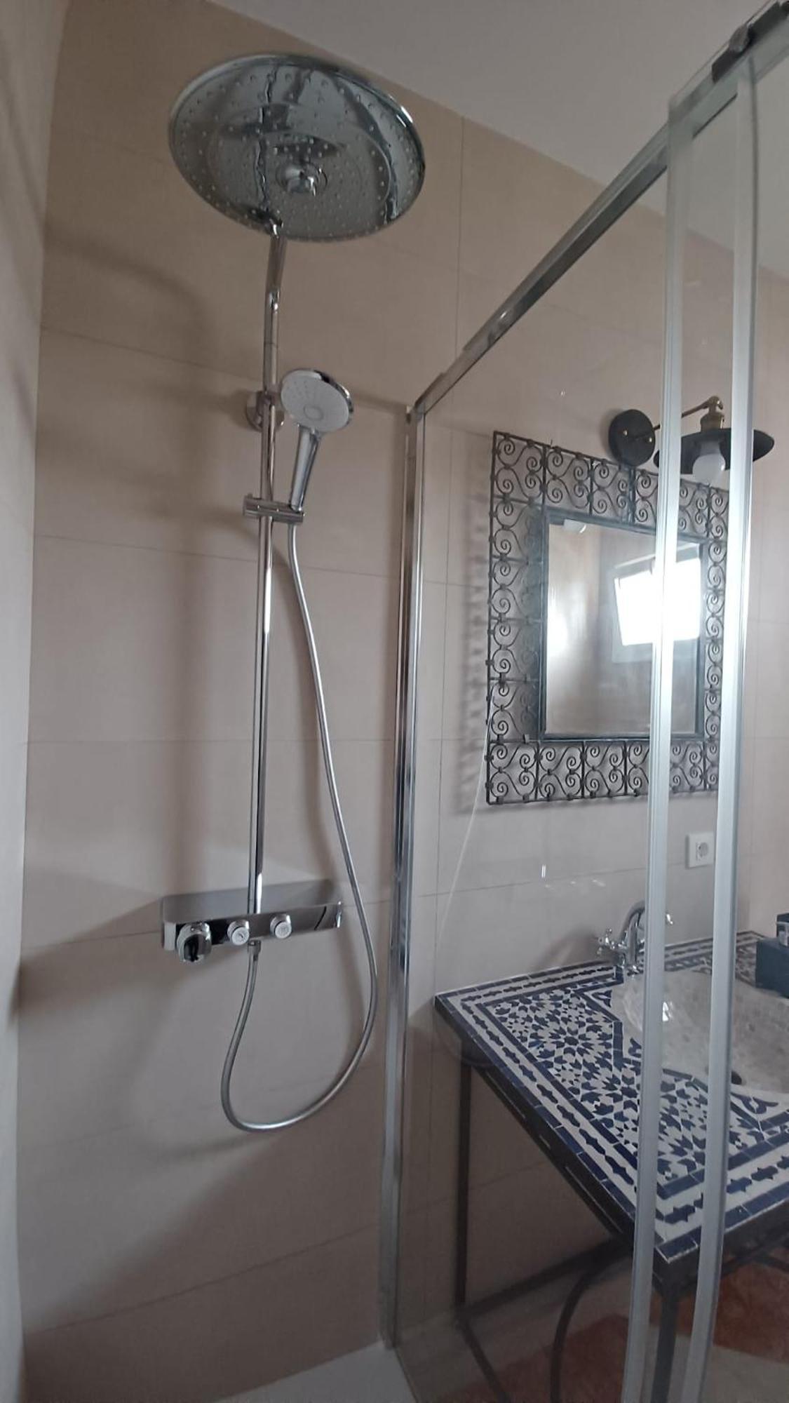 Gibraltar Views Guest House La Línea de la Concepción Zimmer foto